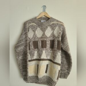 Vintage Handmade Visions chunky knit crew sweater tan small